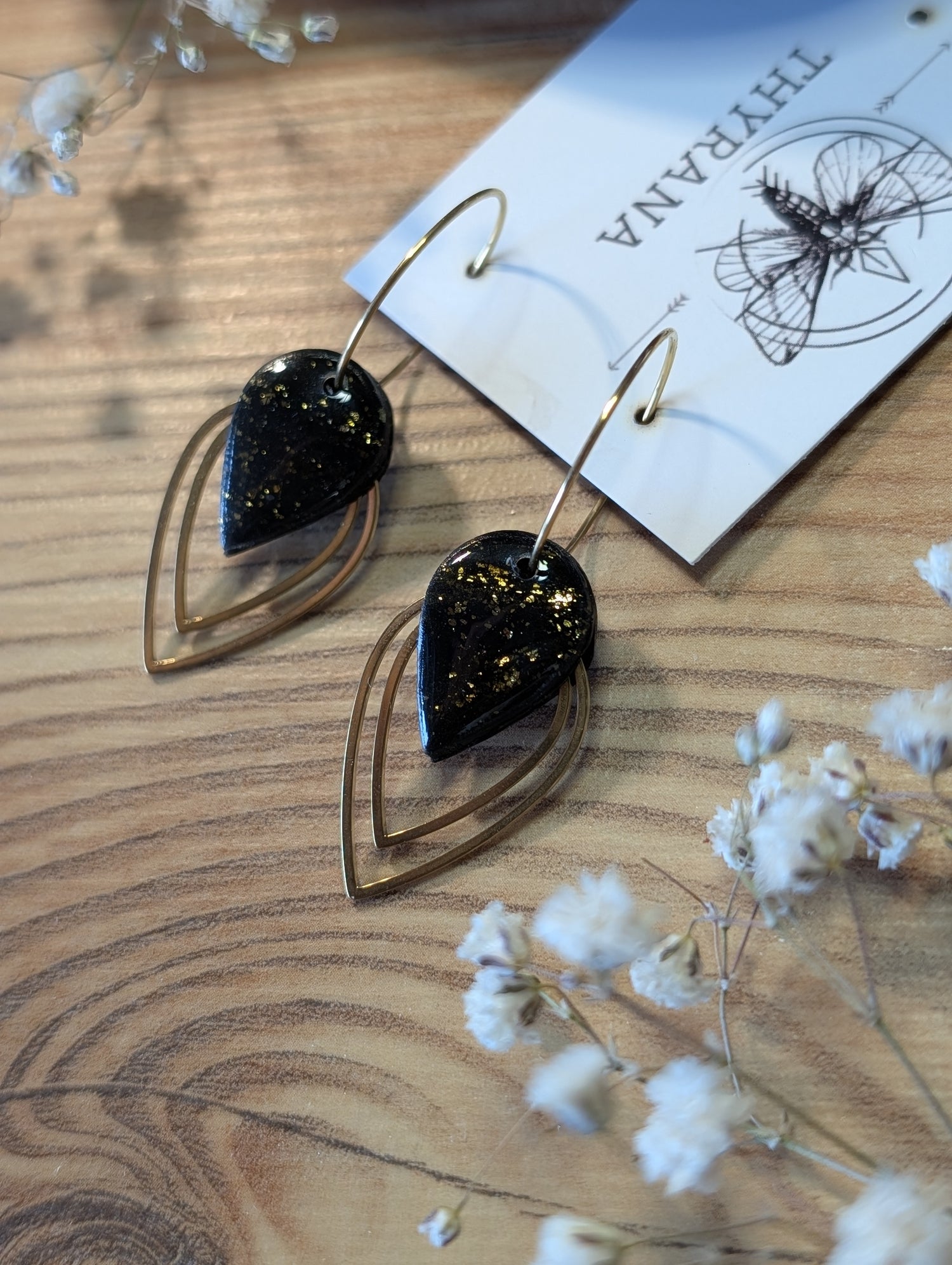 Hania – Ohrringe aus Polymer Clay in Schwarz, Produktfoto 1