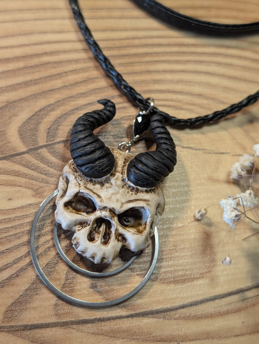 Lucifer – Choker aus Edelstahl mit Totenkopf-Motiv in Schwarz und Beige, Produktfoto 2