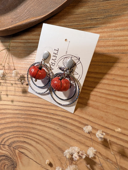 Malvina – Ring aus Polymer Clay mit Kürbismotiv in Gold oder Silber, Produktfoto 5