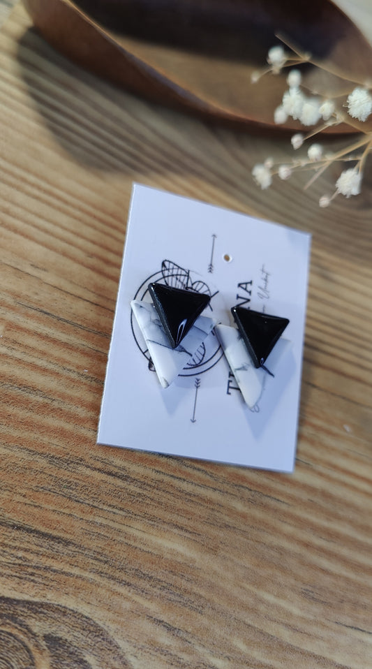 Darian – Ohrringe aus Polymer Clay mit geometrischem Design in Schwarz, Produktfoto 2
